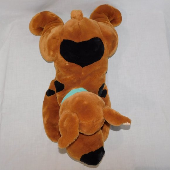 VTG 2003 Scooby Doo Large Jumbo 32" Laying Plush stuffed cuddle pillow - Picture 2 of 9